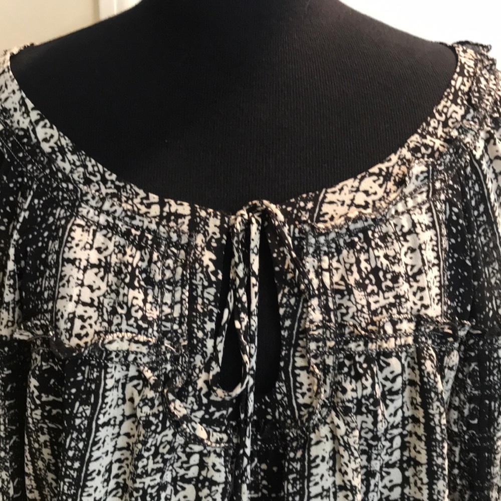 dress - Picture 3 of 8